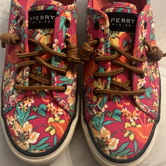 Pink floral Sperry - Picture 7 of 8